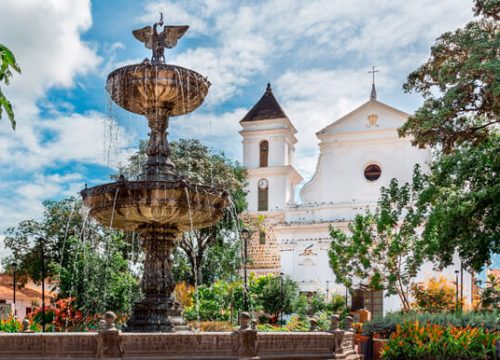 Explora las maravillas naturales de Santa Fe de Antioquia y disfruta