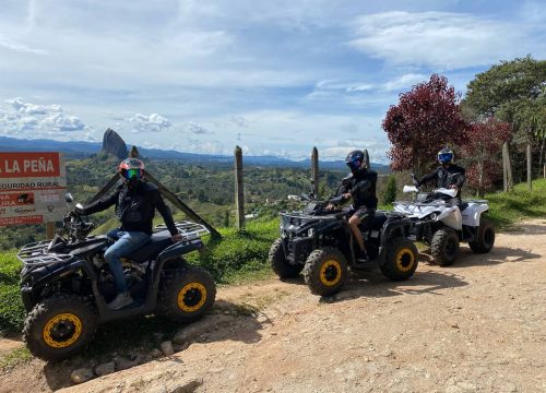 Tour con Cuatrimoto y Lancha Privada a Guatapé